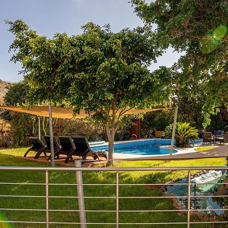 Iris Stone Built Villa Milatos Exterior photo