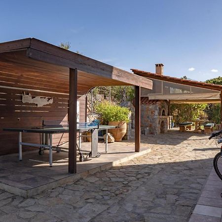 Iris Stone Built Villa Milatos Exterior photo
